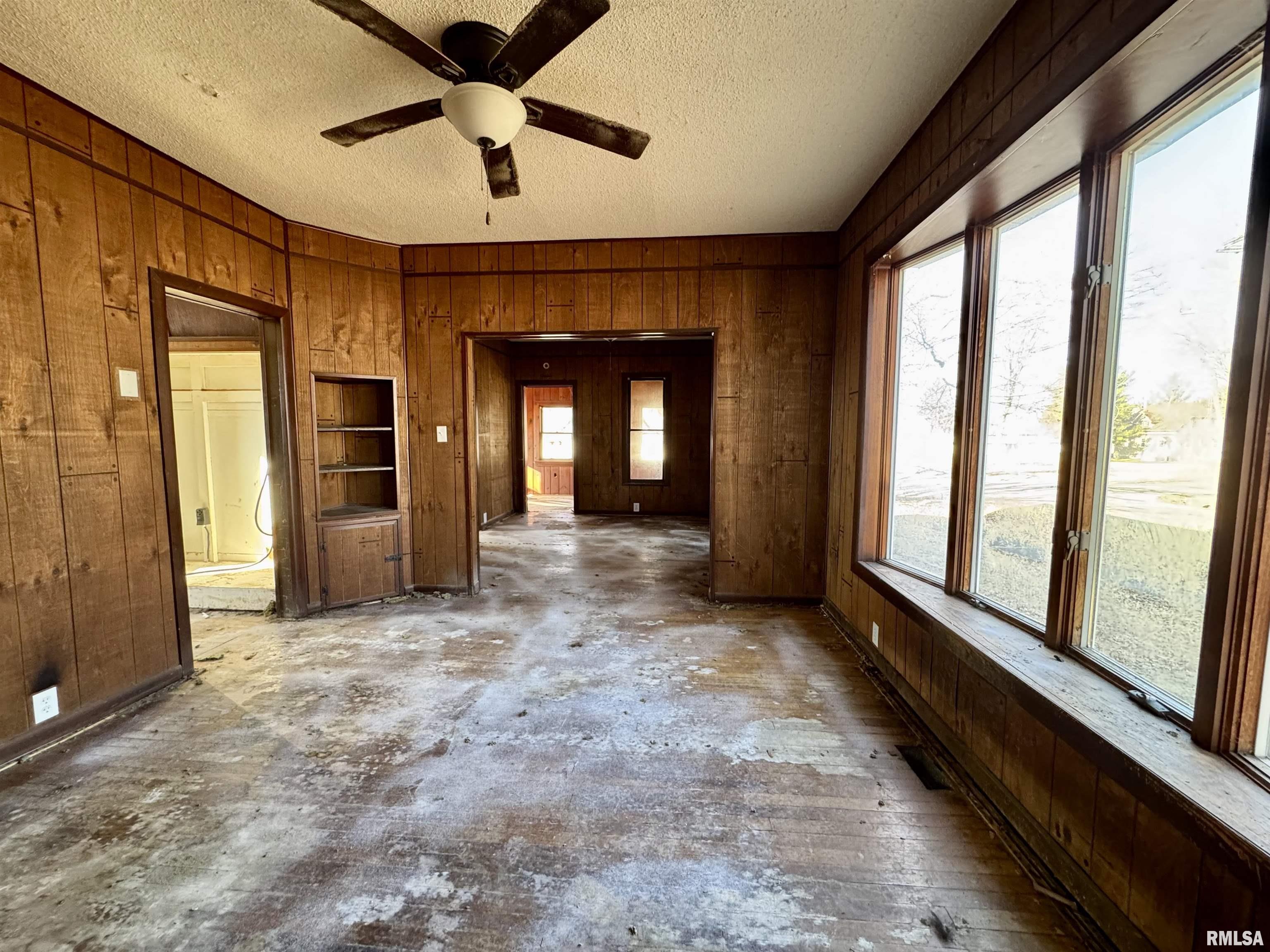 211 West Liberty Street Table Grove, IL 61482 - Photo 9 of 22