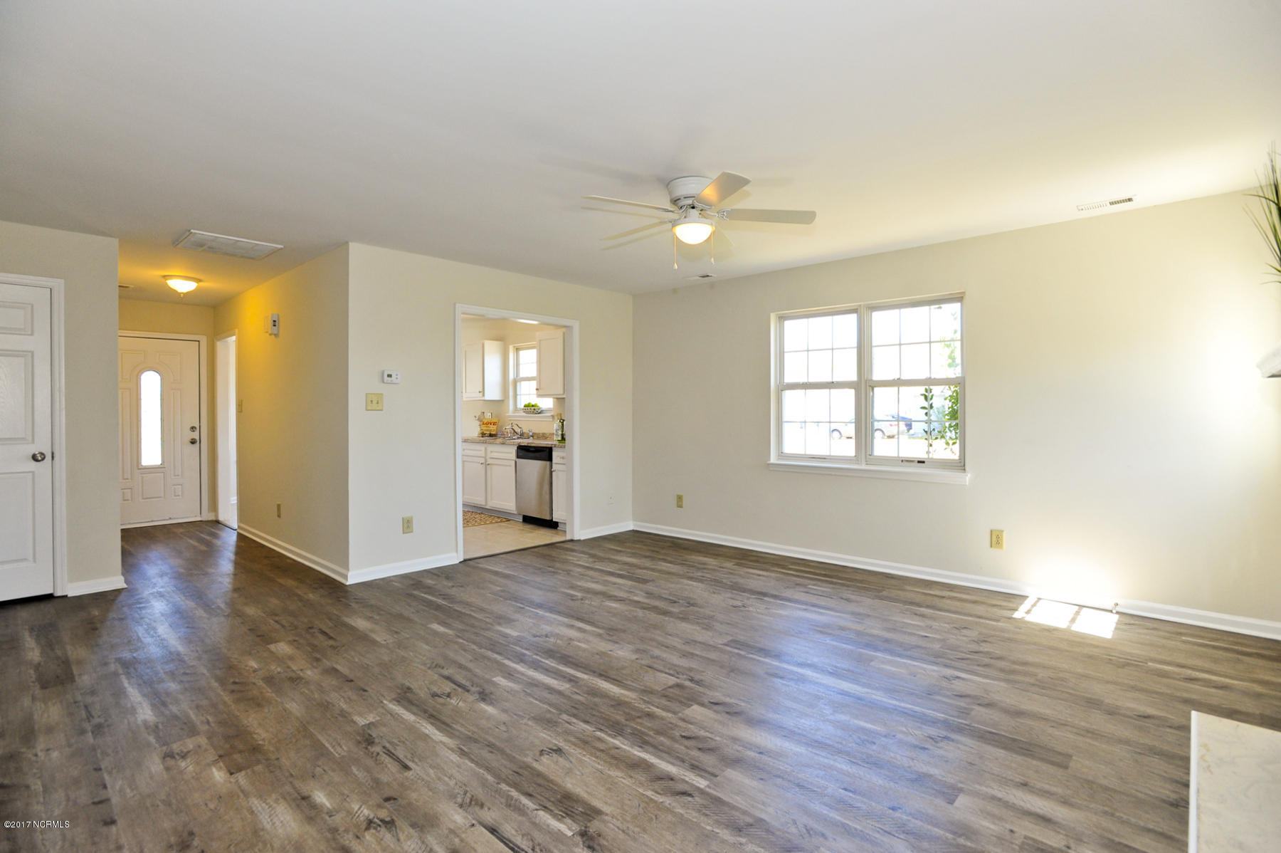 2050 Derby Run Road Jacksonville, NC 28546 - Photo 14 of 28 058 LRM