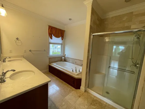$4,500 | 4 Broadleaf Circle, Unit 4, East Longmeadow, MA 01028