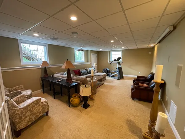 $4,500 | 4 Broadleaf Circle, Unit 4, East Longmeadow, MA 01028
