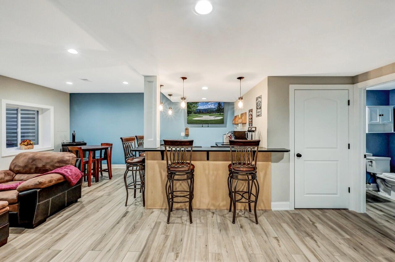 599 Behrens Road Jim Thorpe, PA 18229 - Photo 65 of 110 Wet Bar