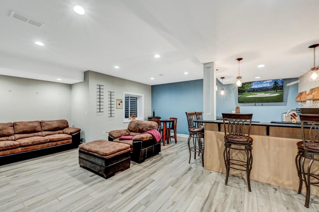 599 Behrens Road Jim Thorpe, PA 18229 - Photo 66 of 110 Great room