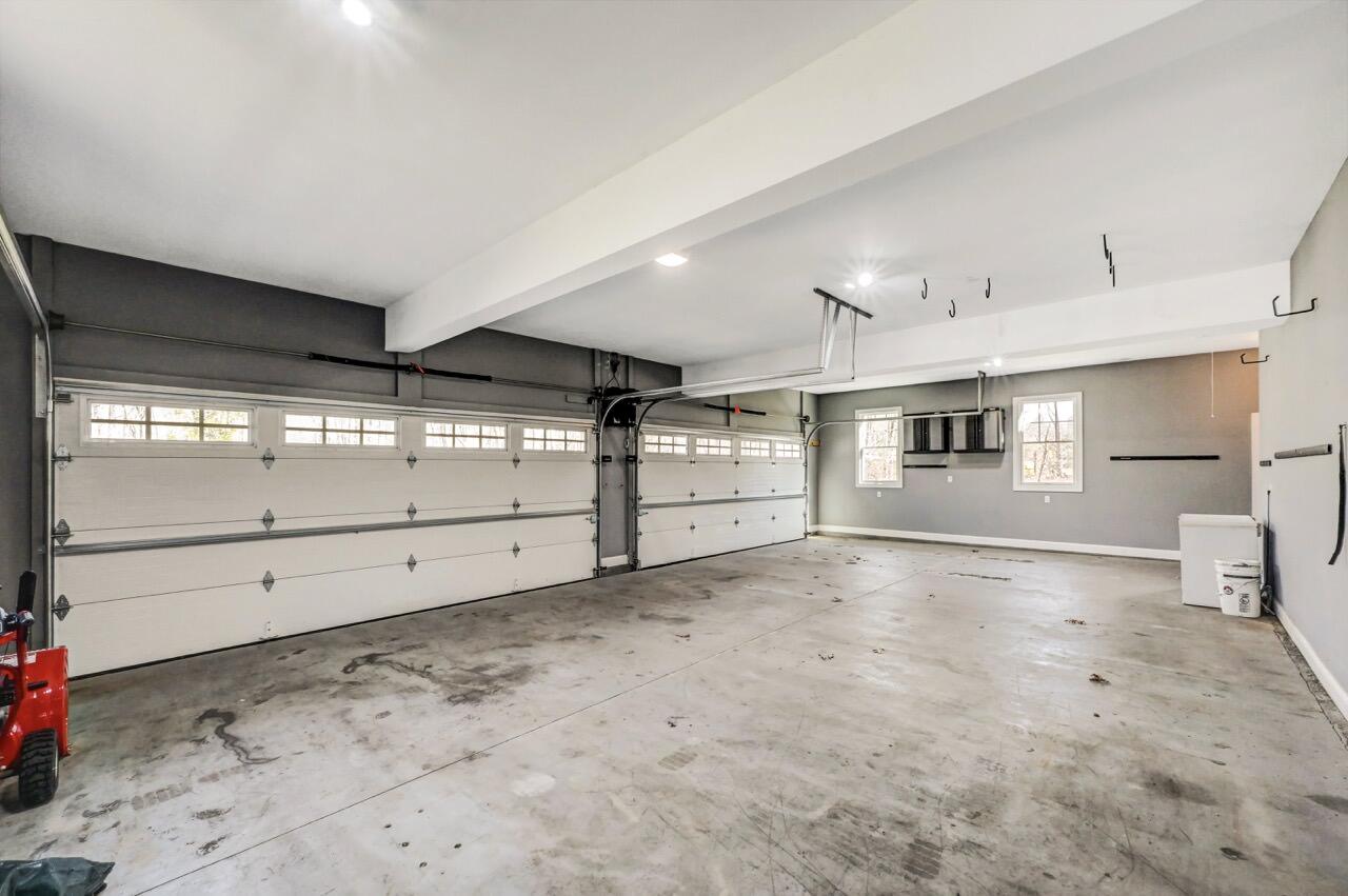599 Behrens Road Jim Thorpe, PA 18229 - Photo 78 of 110 Attached Garage