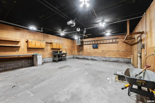 $419,000 | 204 Greenwood Avenue, Bettendorf, IA 52722