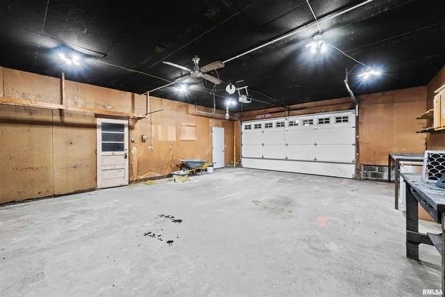 $419,000 | 204 Greenwood Avenue, Bettendorf, IA 52722