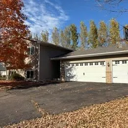 $2,350 | 515 1st Street North, Montrose, MN 55363