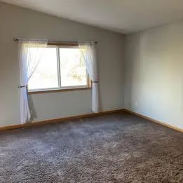 $2,400 | 515 1st Street North, Montrose, MN 55363