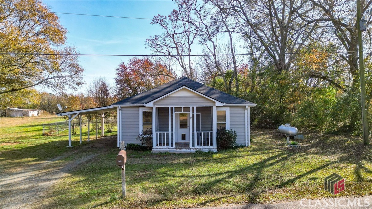 2375 Spring Circle Comer, GA 30629 - Photo 1 of 30 Gallery Image 1