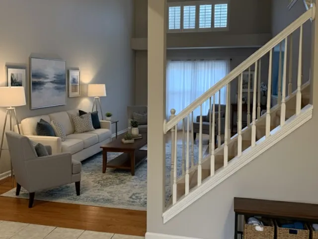 $389,900 | 2528 Heritage Court, Geneva, IL 60134