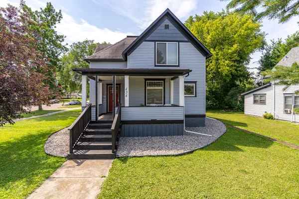 $172,500 | 434 Bridge Street, Crookston, MN 56716