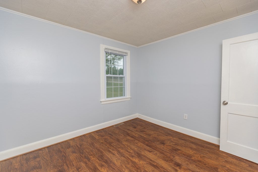 1261 Lunenburg County Road Keysville, VA 23947 - Photo 17 of 40 Gallery Image 17