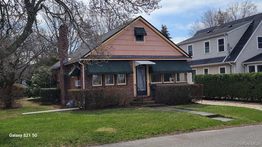 168 Lewis Road Northport, NY 11768 - Photo 2 of 16 Gallery Image 2