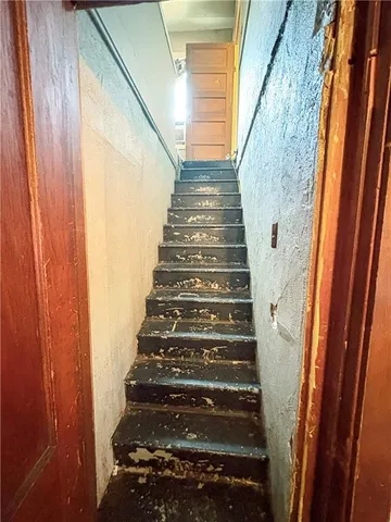 $145,000 | 11317 East Winner Road, Independence, MO 64052