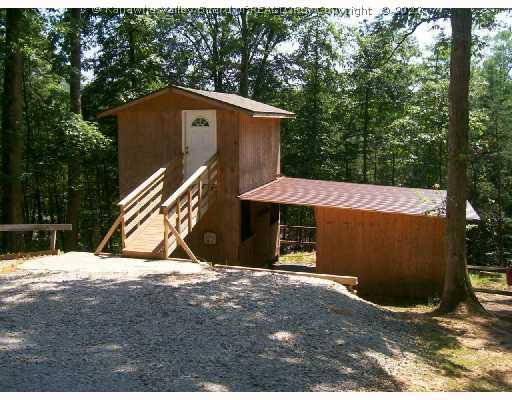 Stable/Barn.
