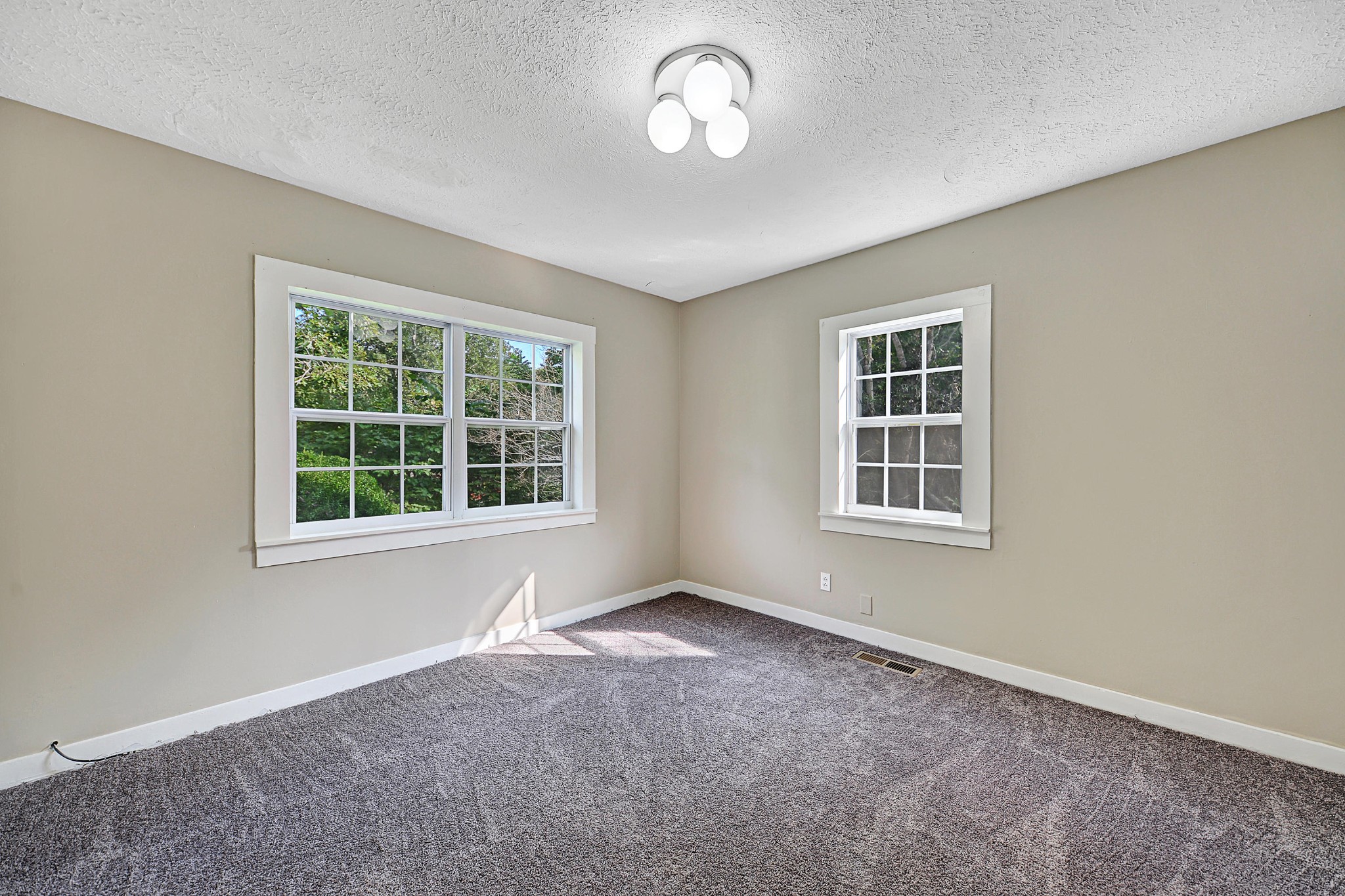 822 Deaderick Road Knoxville, TN 37920 - Photo 16 of 24 Gallery Image 16