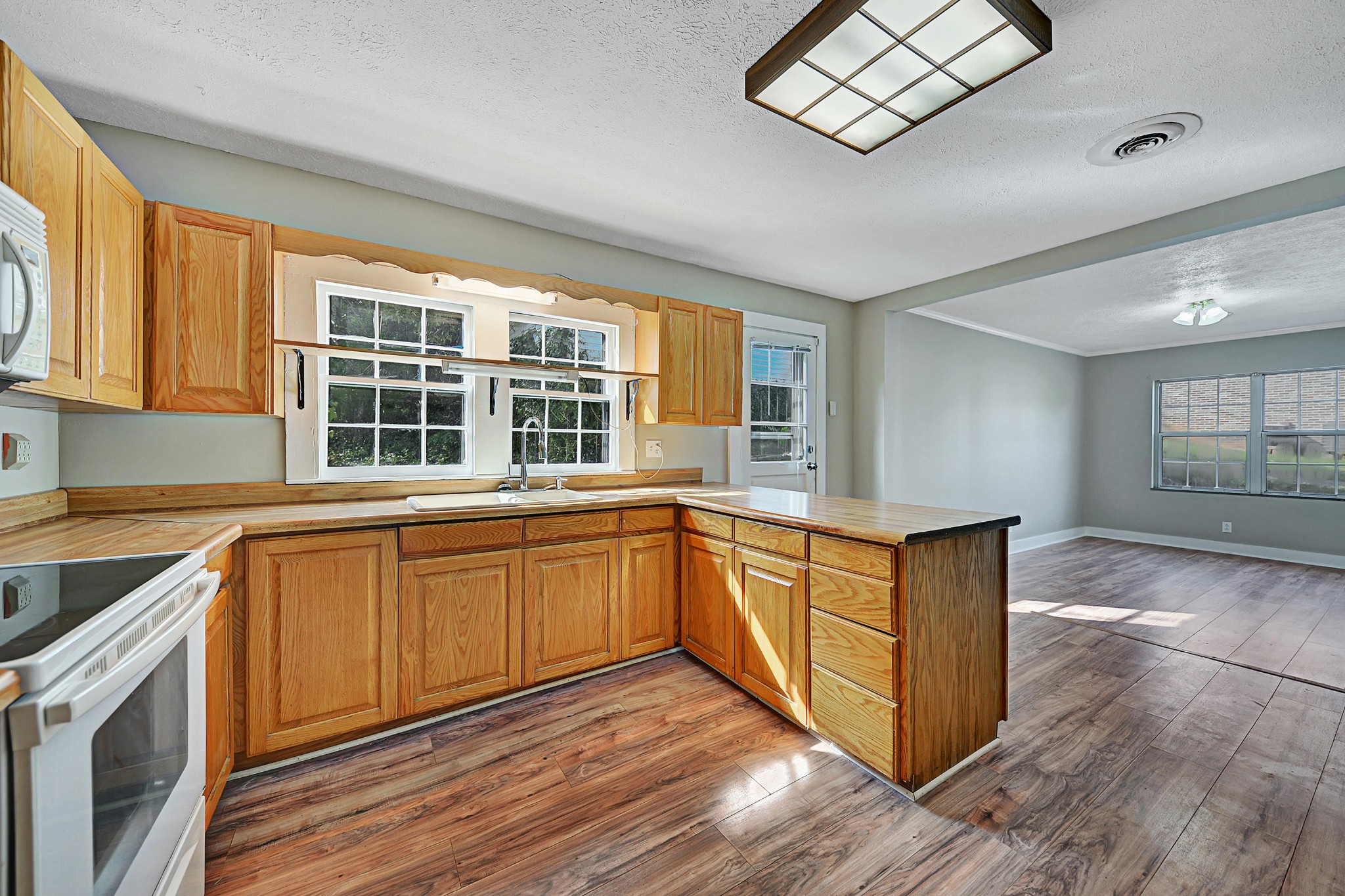 822 Deaderick Road Knoxville, TN 37920 - Photo 19 of 24 Gallery Image 19