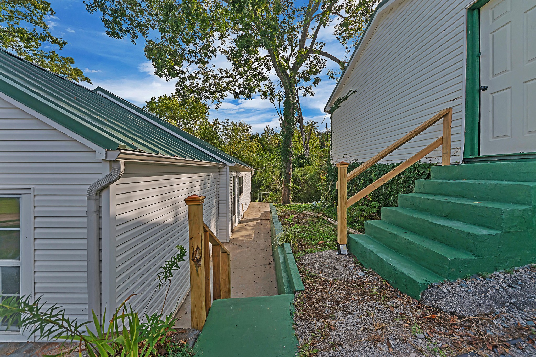 822 Deaderick Road Knoxville, TN 37920 - Photo 10 of 24 Gallery Image 10