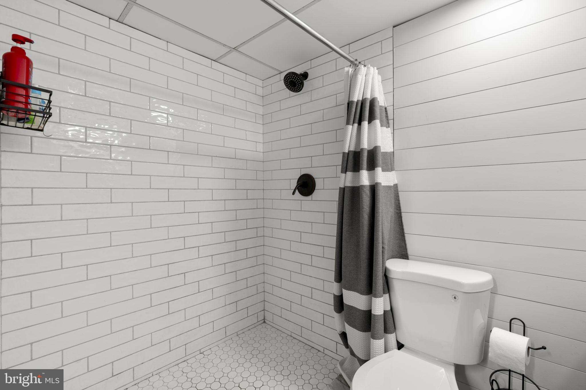 7546 Woodbine Road Woodbine, MD 21797 - Photo 32 of 46