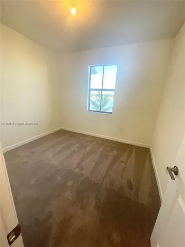 a view of empty room with window