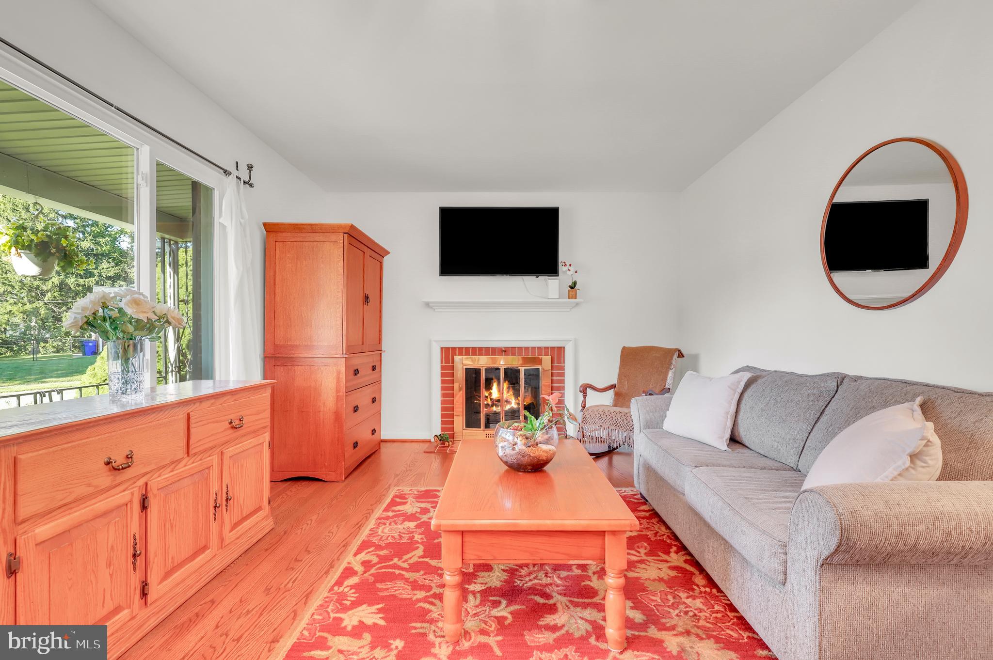 921 Shawnee Drive Frederick, MD 21701 - Photo 8 of 32