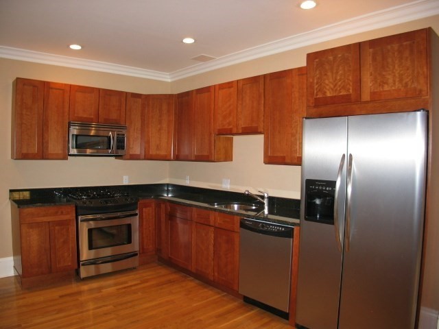 75 Rutland Street, Unit 3 Boston, MA 02118 - Photo 1 of 14