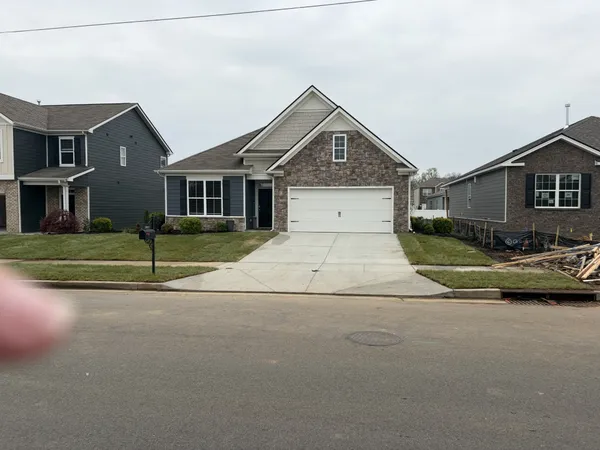 $2,250 | 5010 Hunters Village Drive, Lebanon, TN 37087