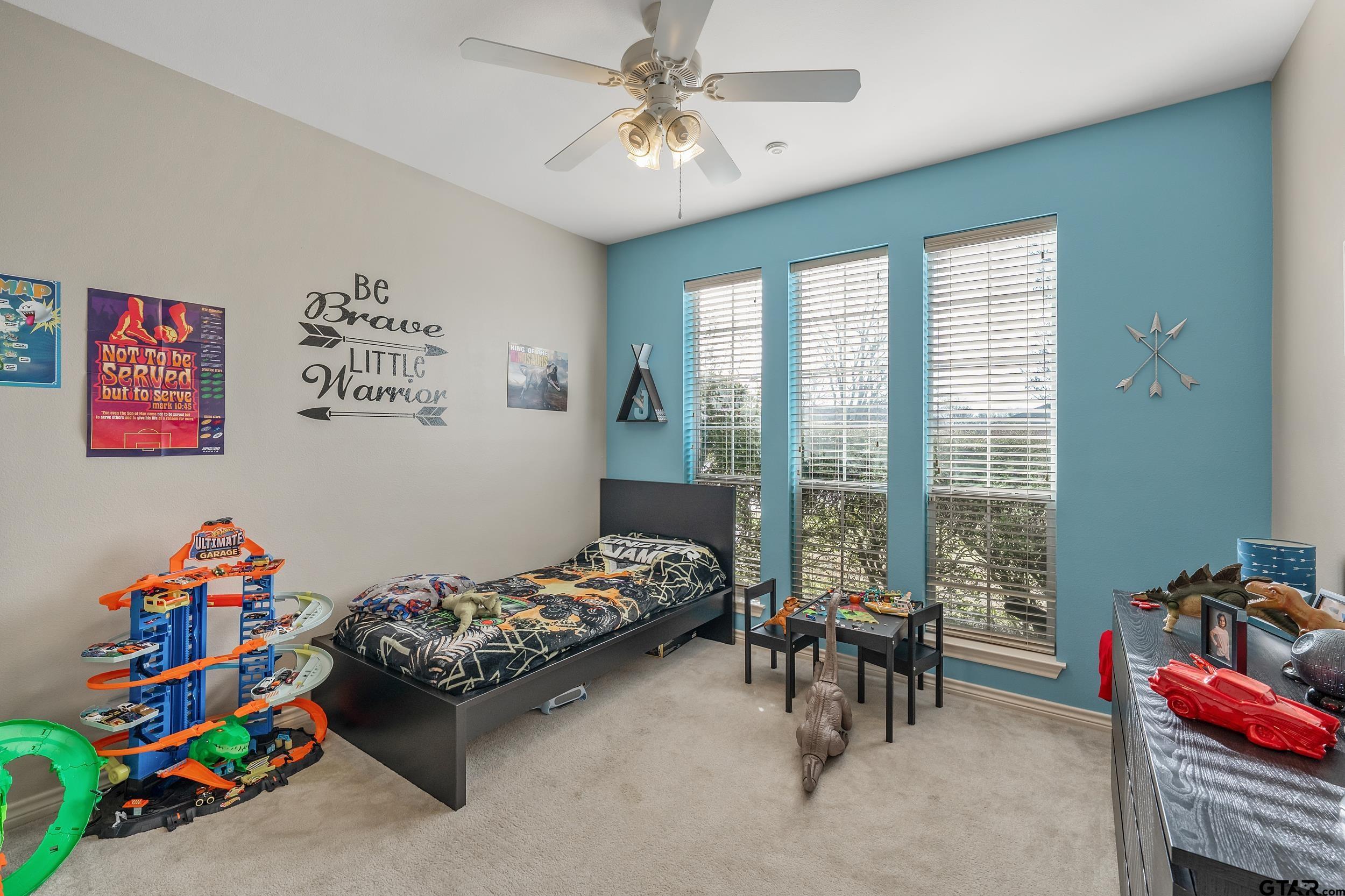 20081 Bluegrass Circle Flint, TX 75762 - Photo 16 of 24 a bedroom with furniture and a bed