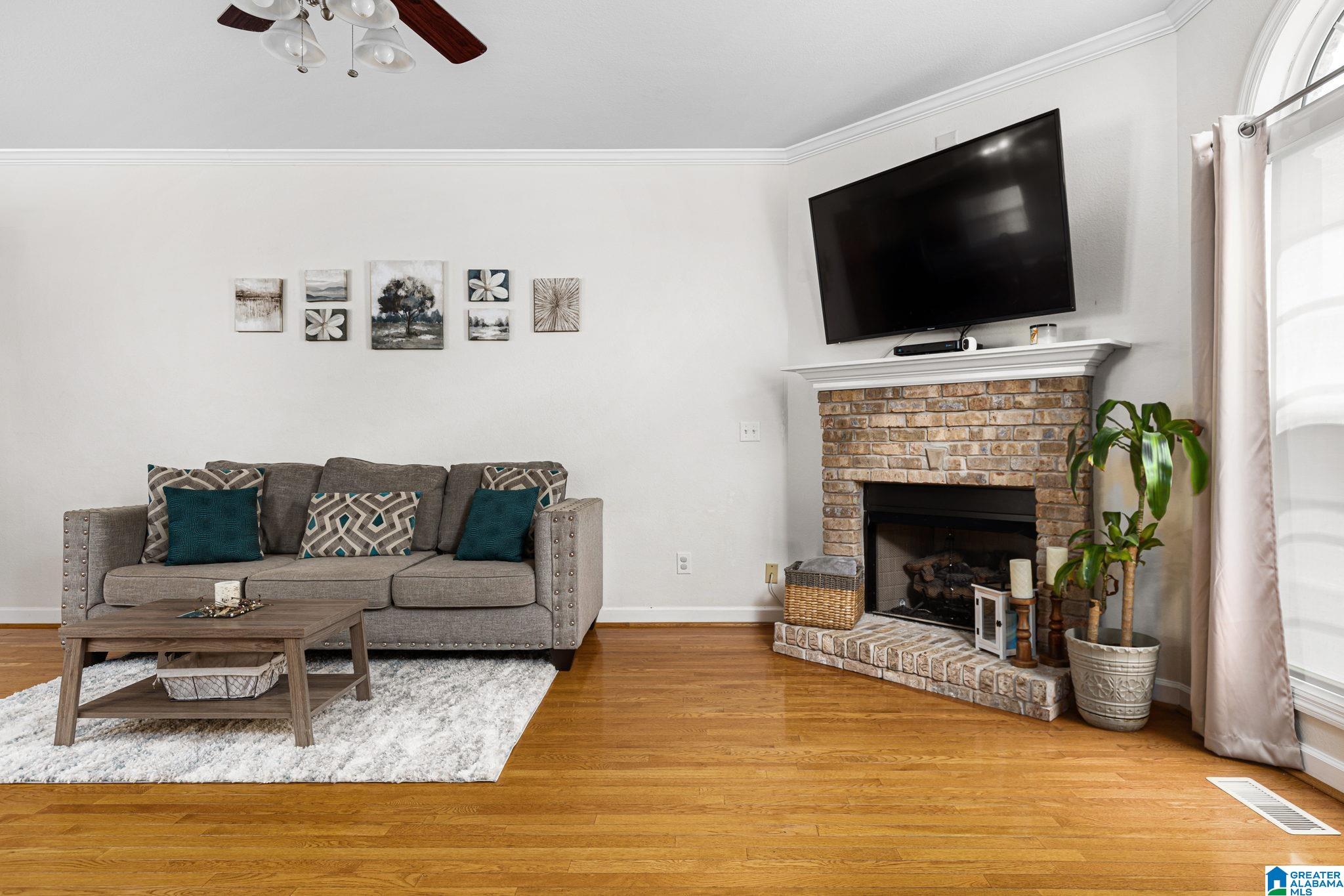 1121 Armstrong Loop Hayden, AL 35079 - Photo 6 of 42