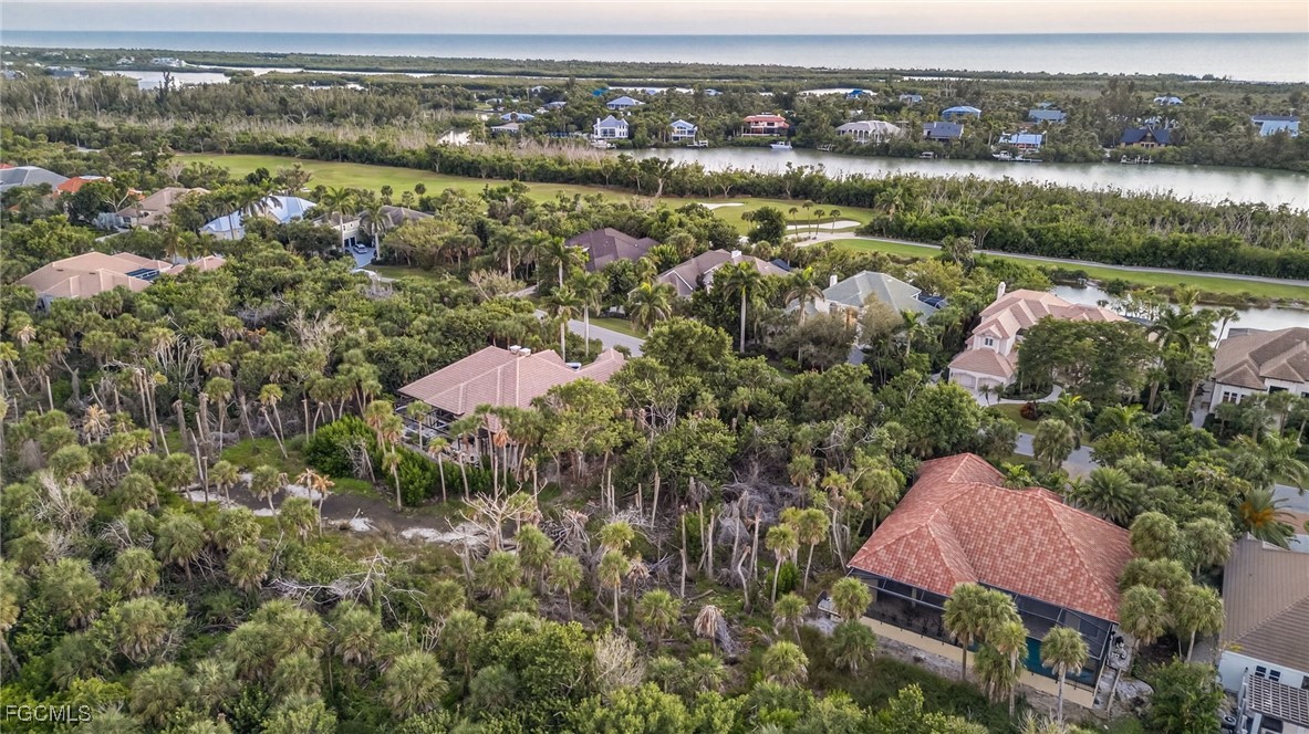 2372 Wulfert Road Sanibel, FL 33957 - Photo 3 of 12