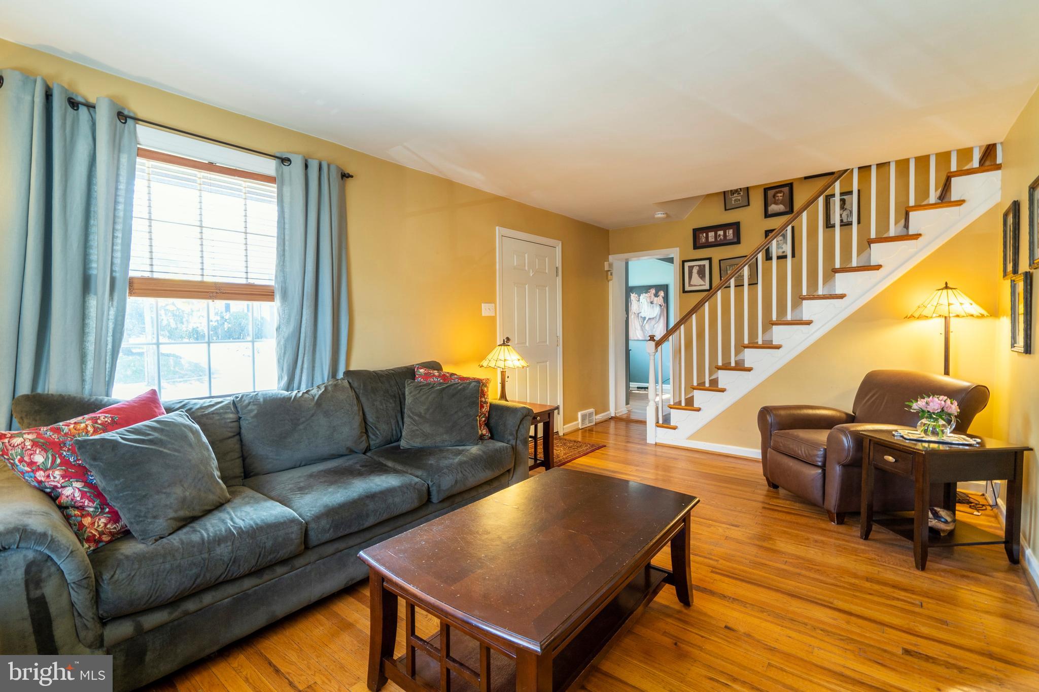 1600 Hampton Road Havertown, PA 19083 - Photo 4 of 31 Living Room