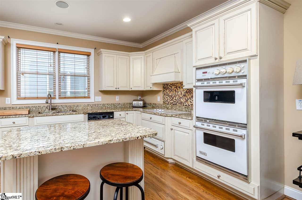 722 Rutherford Road Greenville, SC 29609 - Photo 12 of 32 Gallery Image 12
