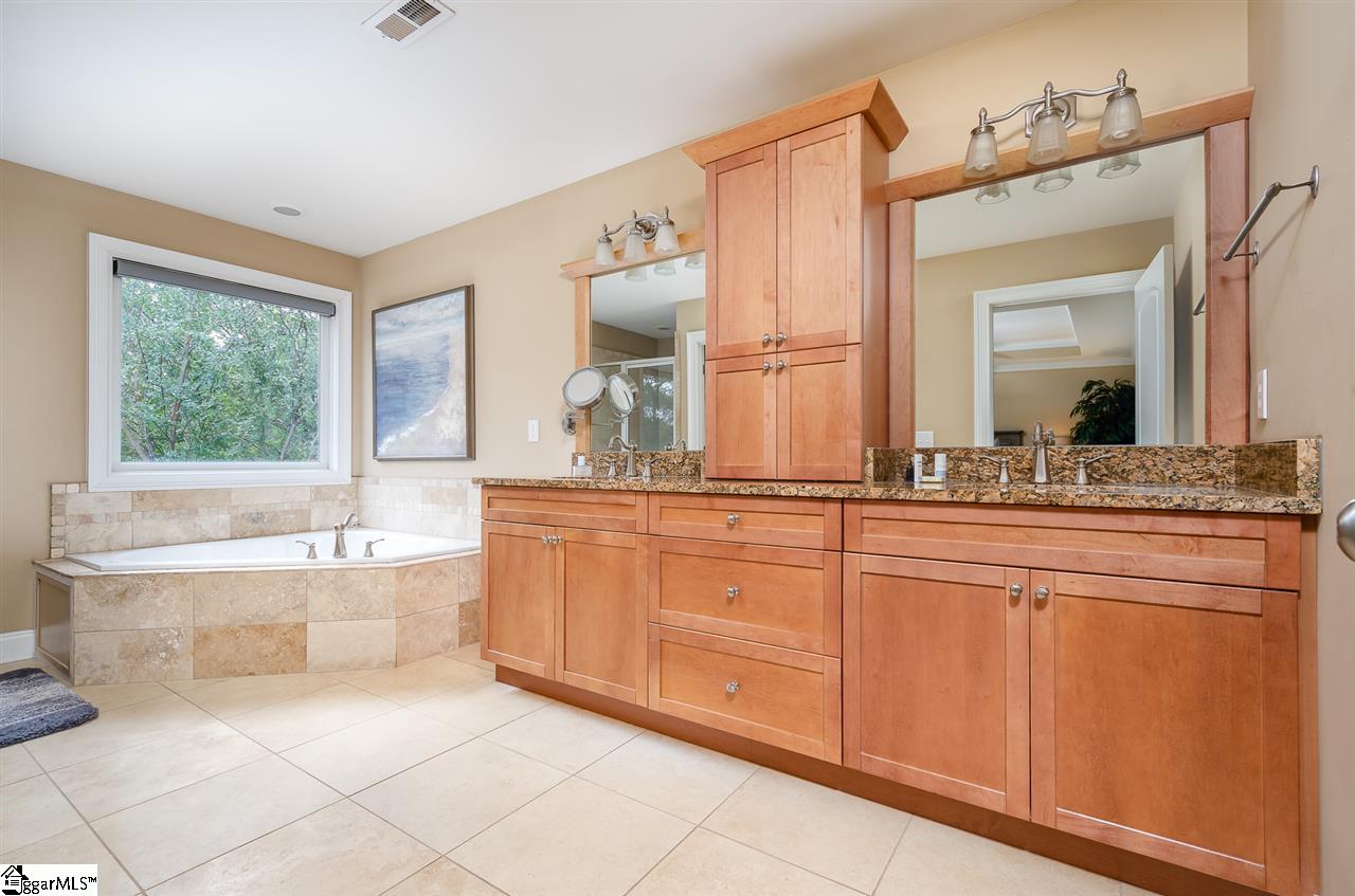 722 Rutherford Road Greenville, SC 29609 - Photo 21 of 32 Gallery Image 21
