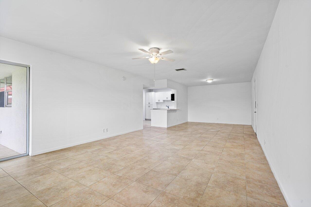 22725 Southwest 66th Avenue, Unit 204 Boca Raton, FL 33428 - Photo 12 of 28 008-22725Southwest66thAvenue-204-BocaRat