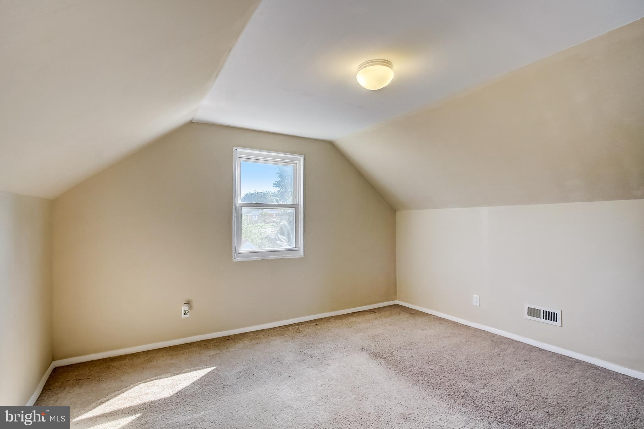 1833 Ellinwood Road Rosedale, MD 21237 - Photo 19 of 33