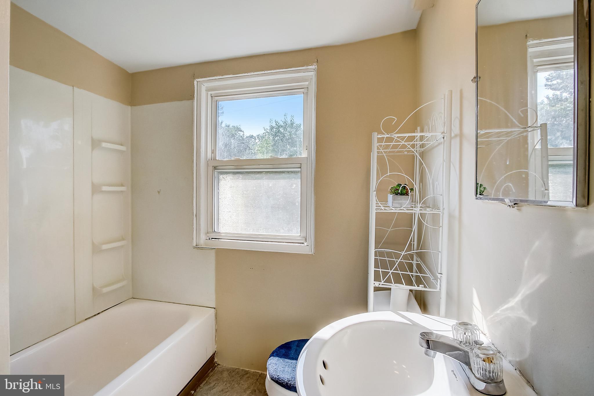 1833 Ellinwood Road Rosedale, MD 21237 - Photo 21 of 33