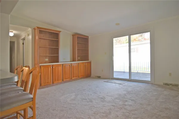 $375,000 | 131 Little Pond Road, South Kingstown, RI 02879