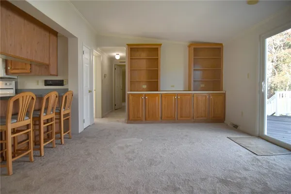 $375,000 | 131 Little Pond Road, South Kingstown, RI 02879