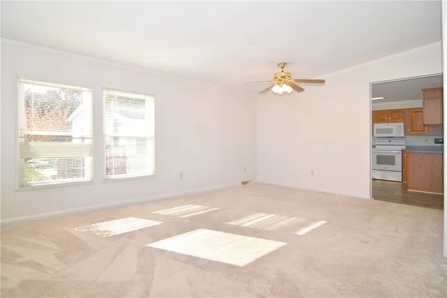 $375,000 | 131 Little Pond Road, South Kingstown, RI 02879