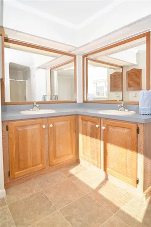 $375,000 | 131 Little Pond Road, South Kingstown, RI 02879