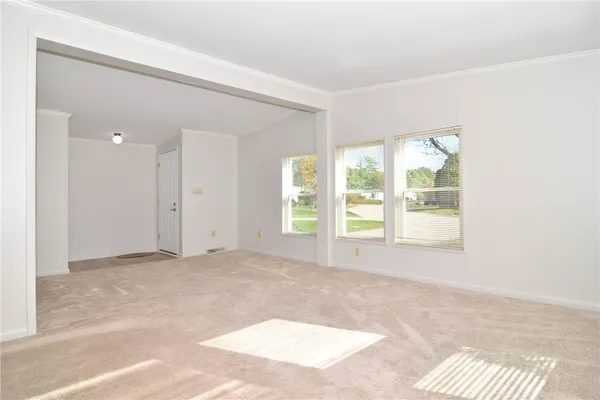 $375,000 | 131 Little Pond Road, South Kingstown, RI 02879