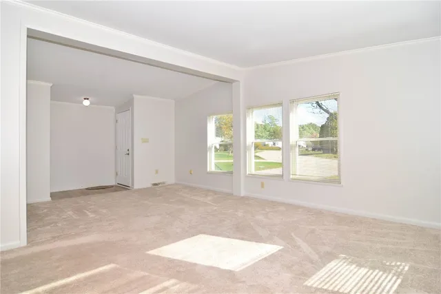 $375,000 | 131 Little Pond Road, South Kingstown, RI 02879