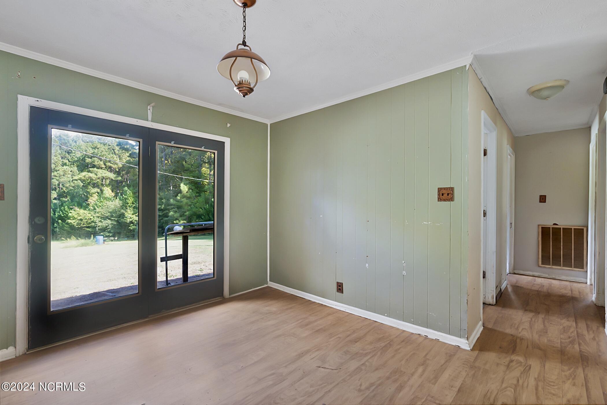 327 Old Wix Road Rockingham, NC 28379 - Photo 7 of 36 DSC08786