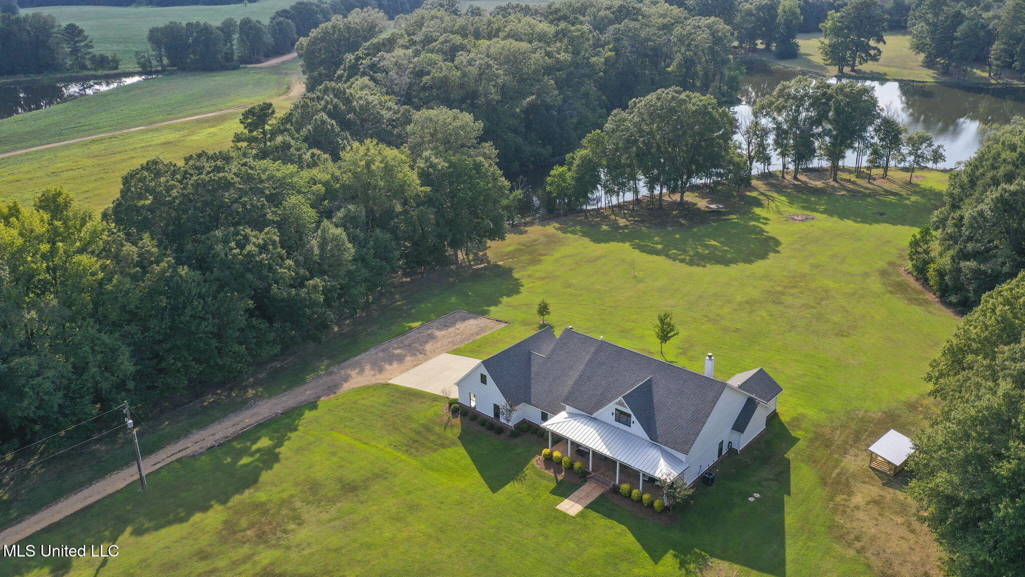 353 Flinco Farms Road Florence, MS 39073 - Photo 4 of 104 113-web-or-mls-353 Flinco Farms-113