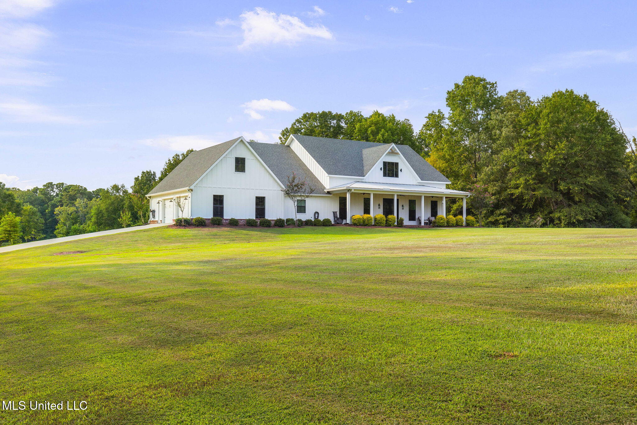 353 Flinco Farms Road Florence, MS 39073 - Photo 5 of 104 1-web-or-mls-353 Flinco Farms-3