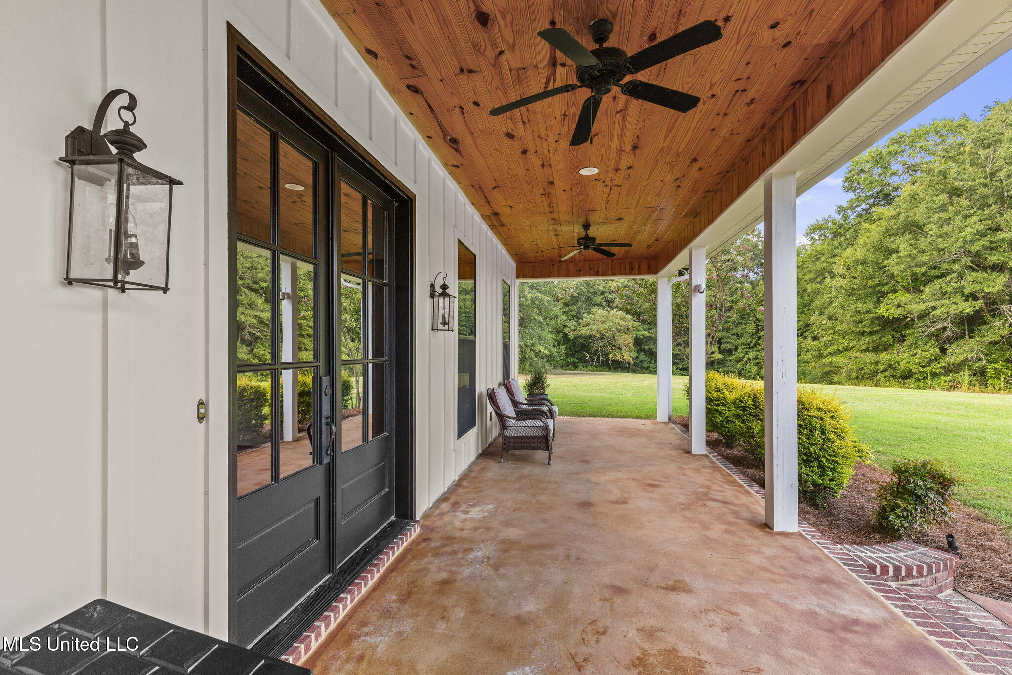 353 Flinco Farms Road Florence, MS 39073 - Photo 10 of 104 13-web-or-mls-353 Flinco Farms-13