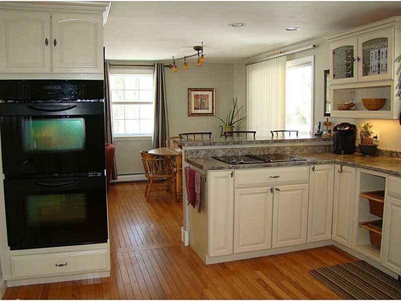152 Nottingham Road Auburn, ME 04210 - Photo 4 of 35 Kitchen.