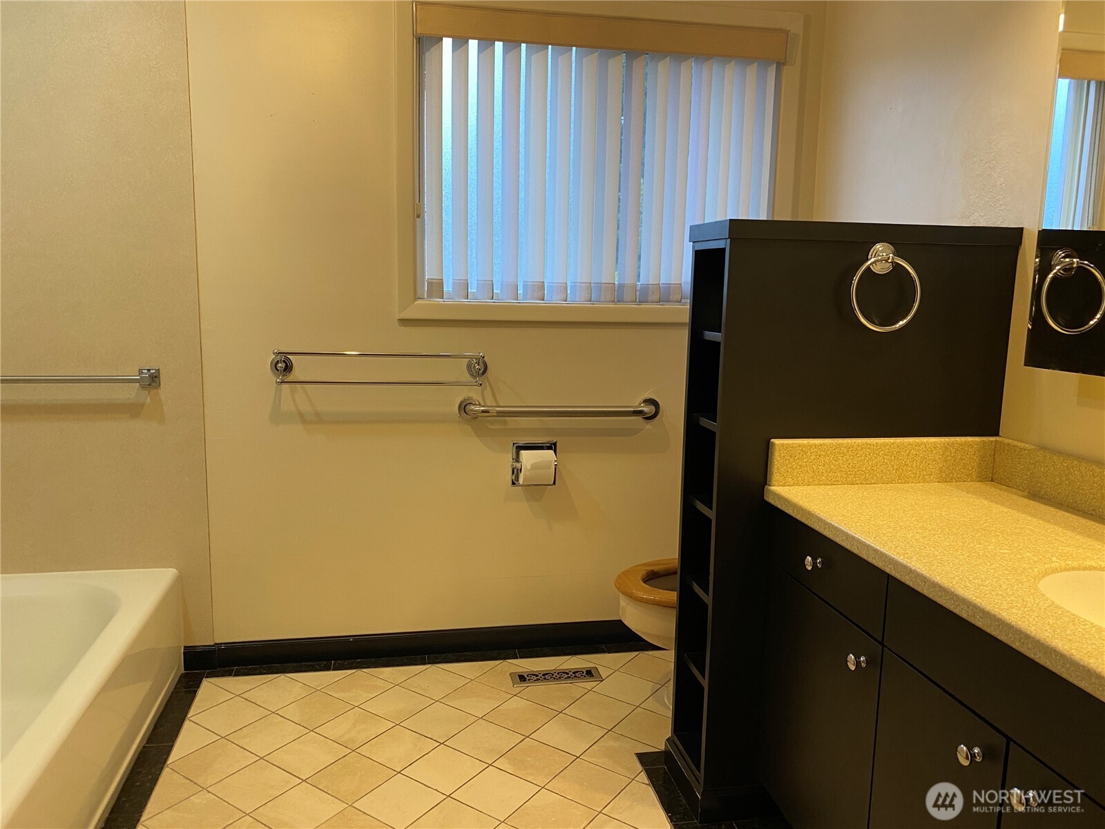 1804 South Division Street Moses Lake, WA 98837 - Photo 21 of 40