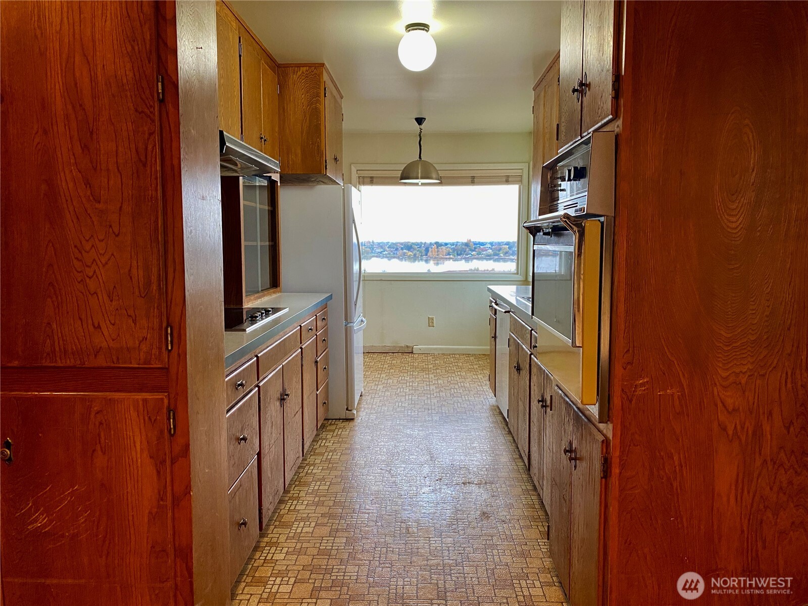 1804 South Division Street Moses Lake, WA 98837 - Photo 9 of 40