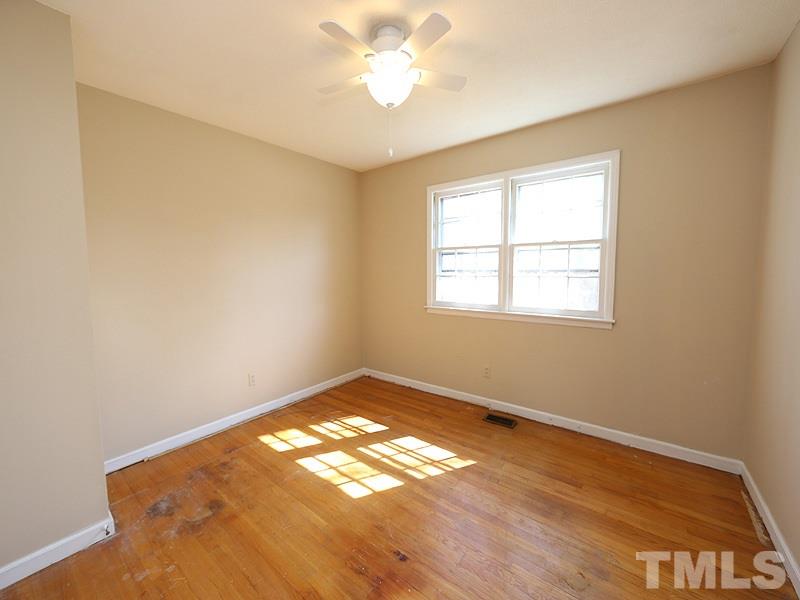 517 Southeast Maynard Road Cary, NC 27511 - Photo 18 of 24 Gallery Image 18