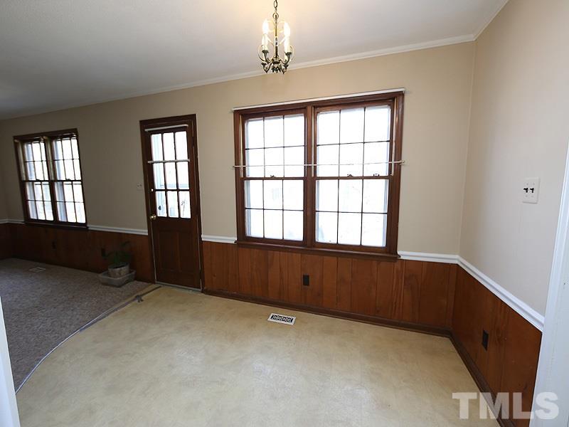 517 Southeast Maynard Road Cary, NC 27511 - Photo 10 of 24 Gallery Image 10